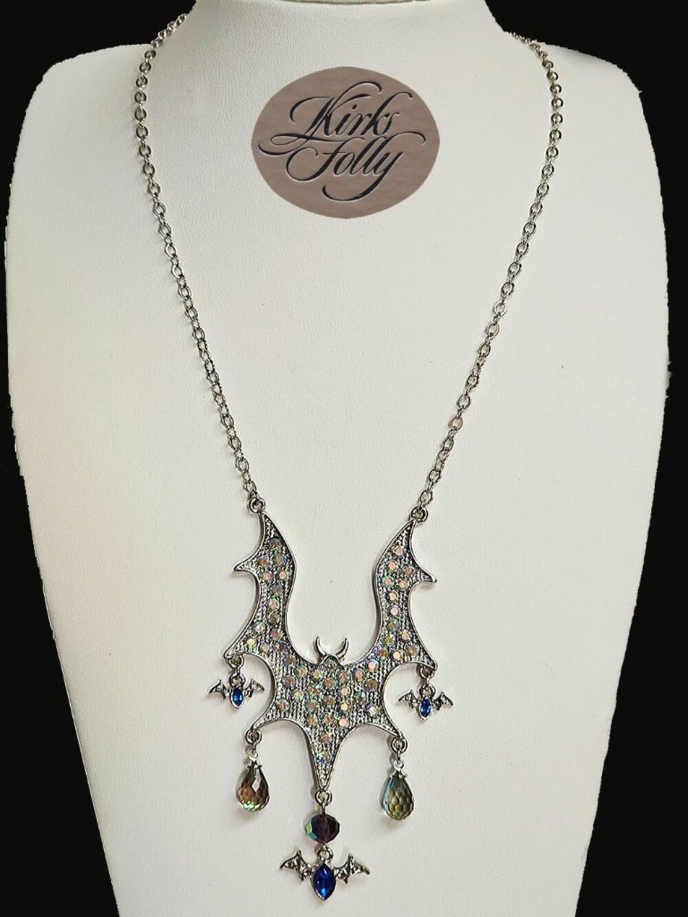 KIRKS FOLLY 𝑮𝒐𝒏𝒆 𝑩𝒂𝒕𝒕𝒚 𝑵𝒆𝒄𝒌𝒍𝒂𝒄𝒆 HALLOWEEN BAT Silvertone